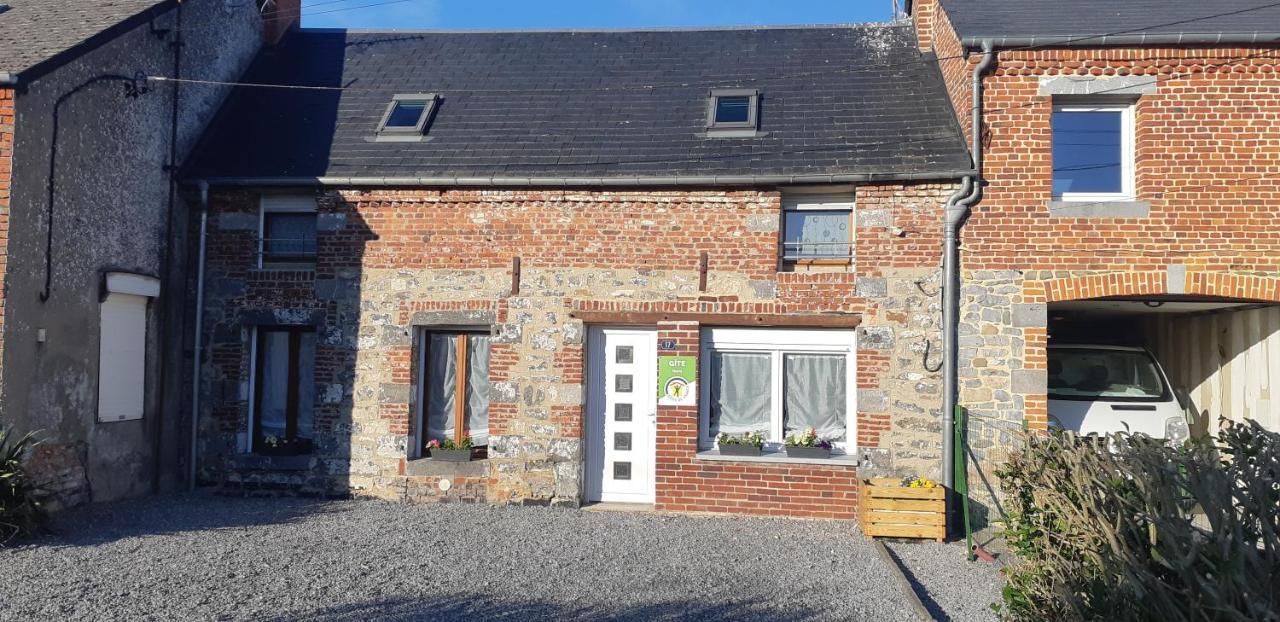 Gites Des 4A Semeries Exterior photo